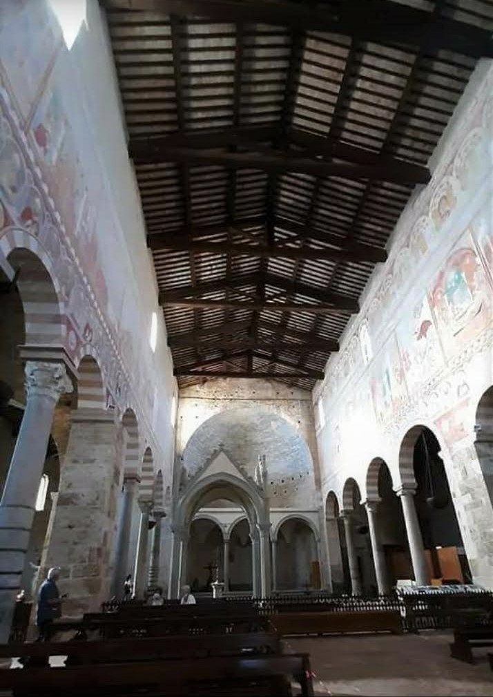 Basilica di San a Piero a Grado - Navata centrale